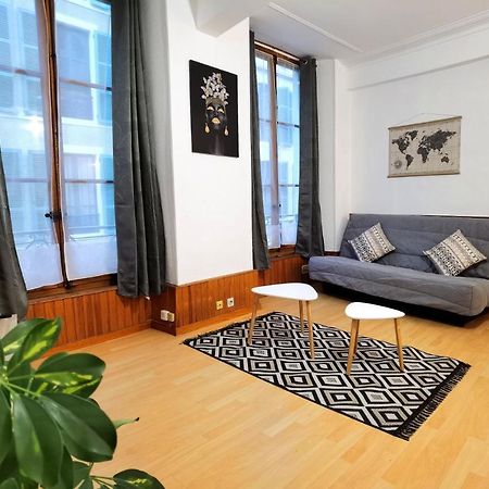 Charmant T2 Meuble Quartier Chateau De Pau Luaran gambar