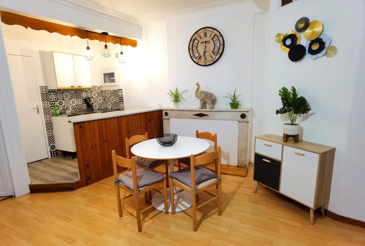 Charmant T2 Meuble Quartier Chateau De Pau Luaran gambar