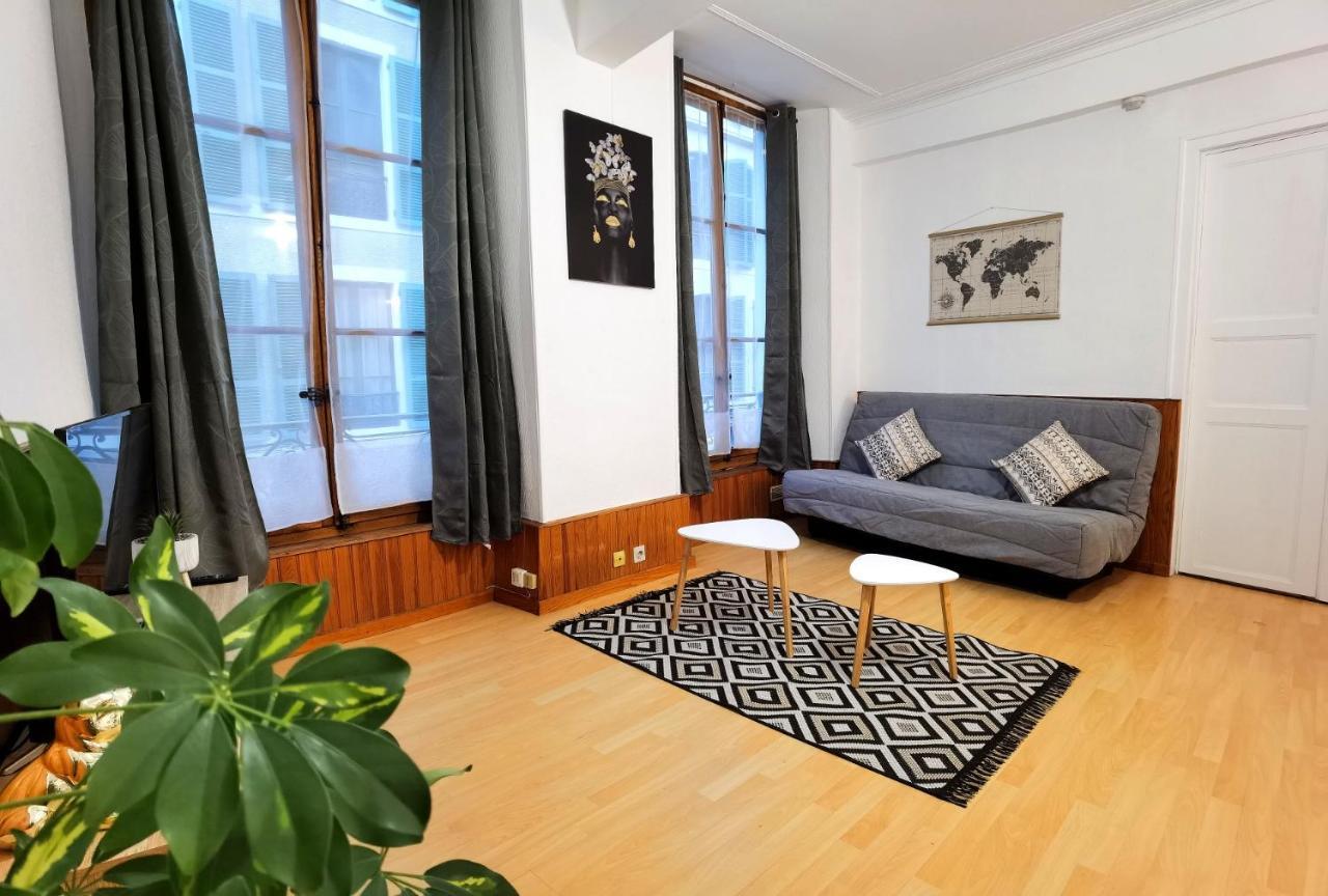 Charmant T2 Meuble Quartier Chateau De Pau Luaran gambar