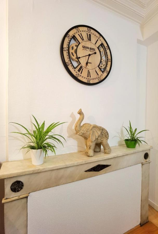 Charmant T2 Meuble Quartier Chateau De Pau Luaran gambar